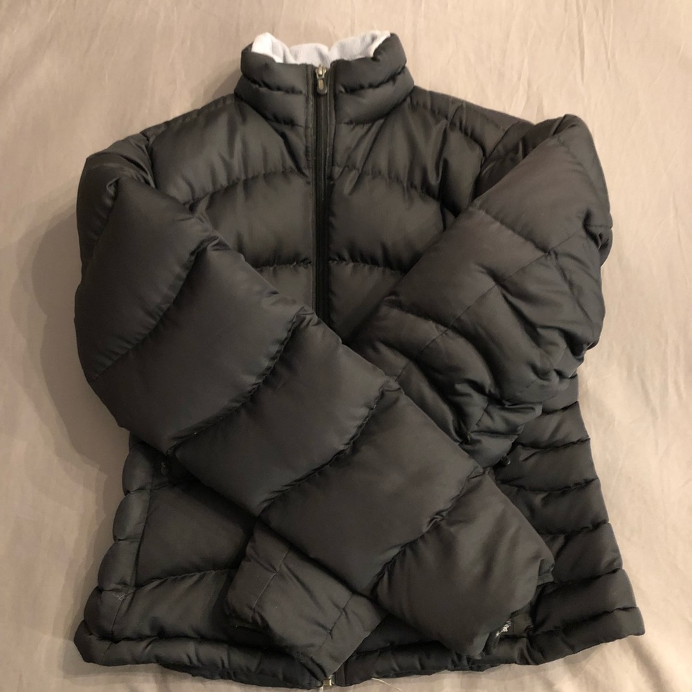 Patagonia Size Medium Black Puff Jacket
